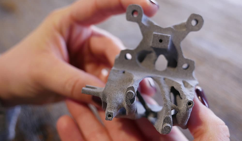 Blog Mounting+Bracket Hold Px